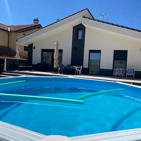 La Palmera Del Sotillo Holiday home La Lastrilla