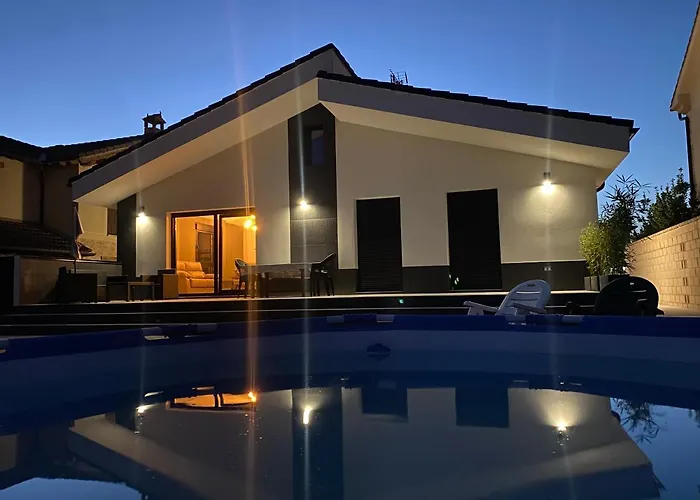 La Palmera Del Sotillo 펜션 라 라스트리야